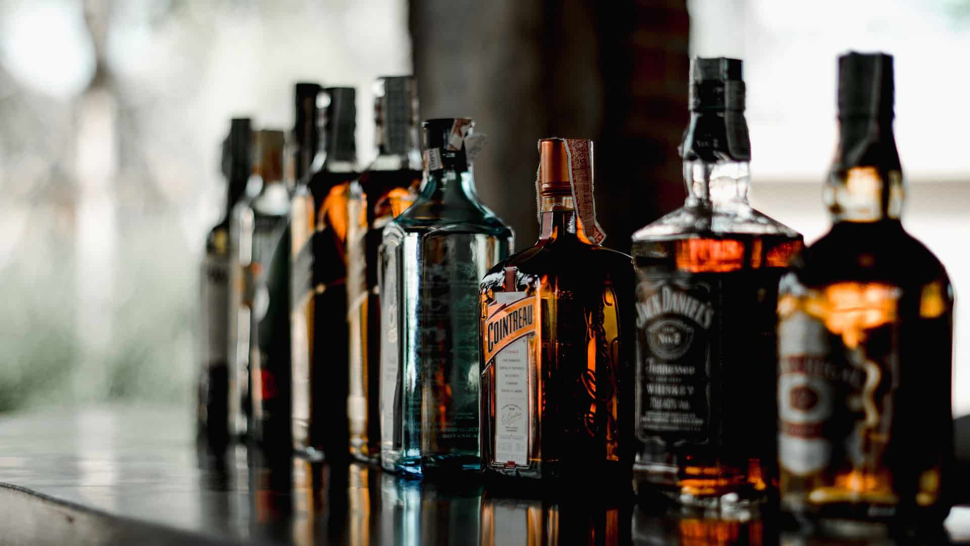 Le monde des spiritueux : découvrez la diversité spirituelle ! 5 spirituosen whisky auswahl