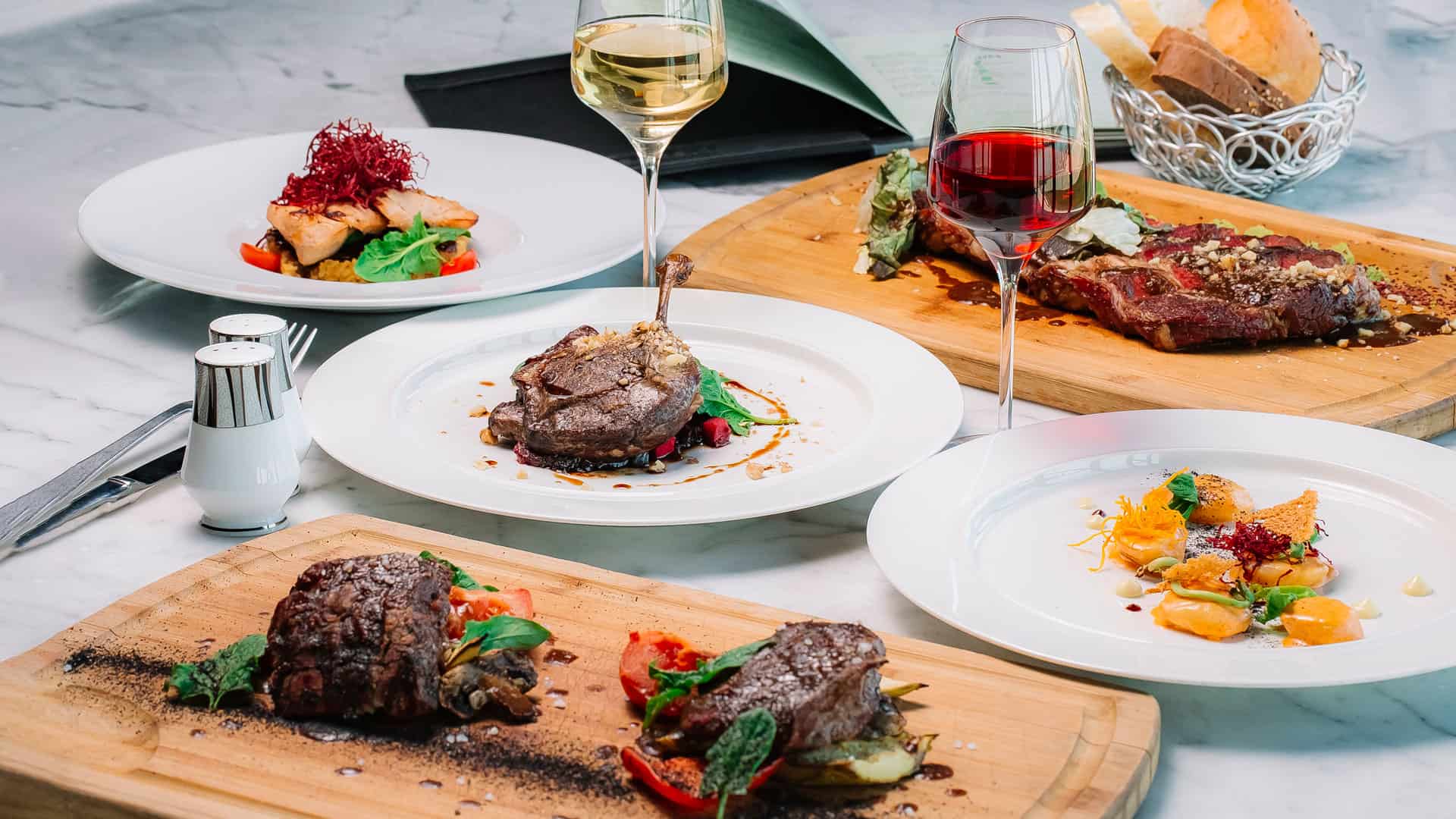 wein wild mit rotwein und weisswein