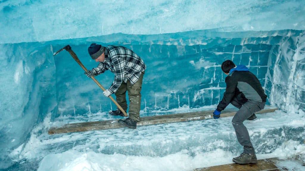 Vorbereitung von Wein im Gletschergrotte‑Lager – kontrollierte Reifung bei tiefen Temperaturen