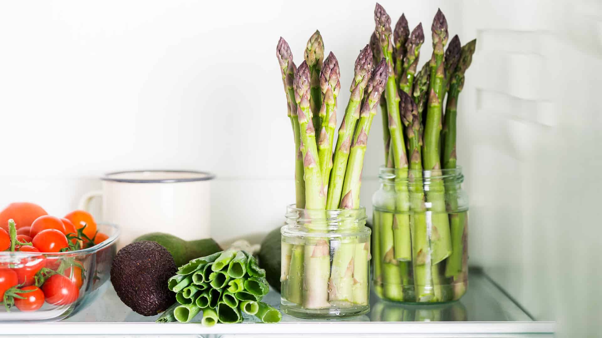 spargel gruen im kuehlschrank