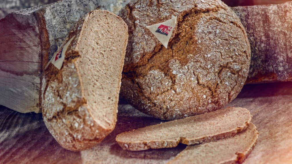 Walliser Roggenbrot 24 walliser roggenbrot header beitragsbild