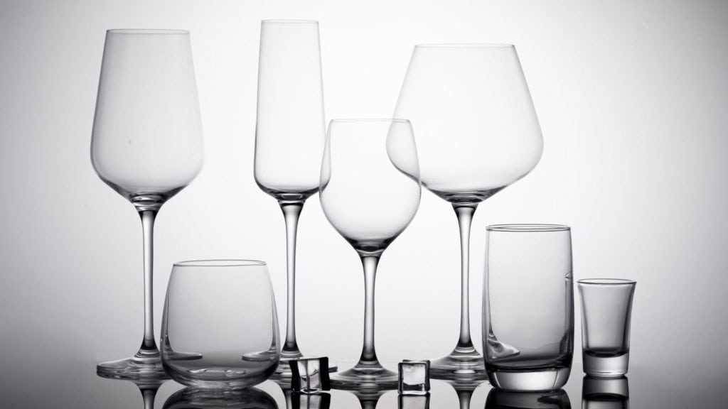 Wine service glasses - Various wine glasses for white, red and sparkling wine