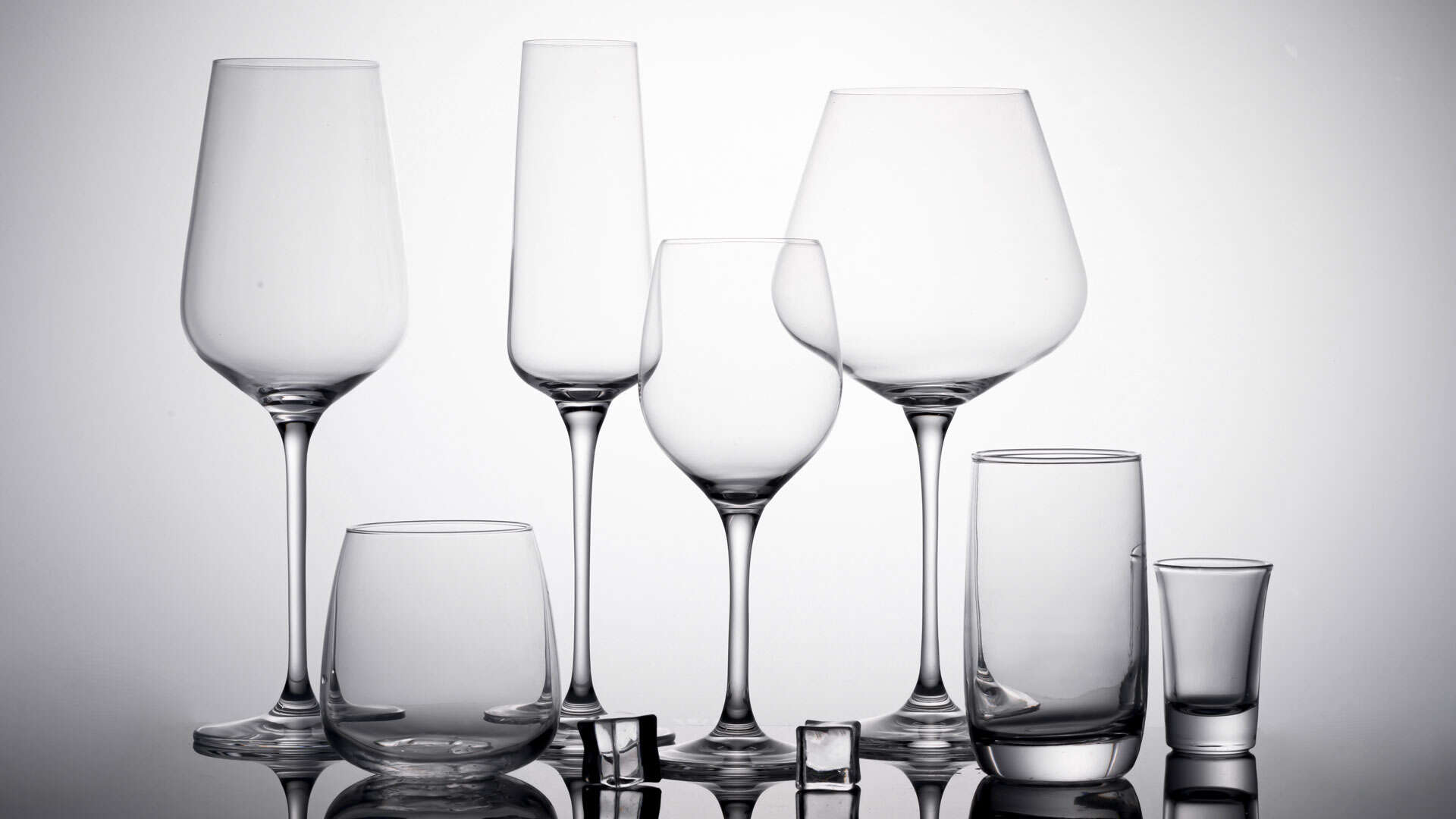 weinservice verschiedene glaeser