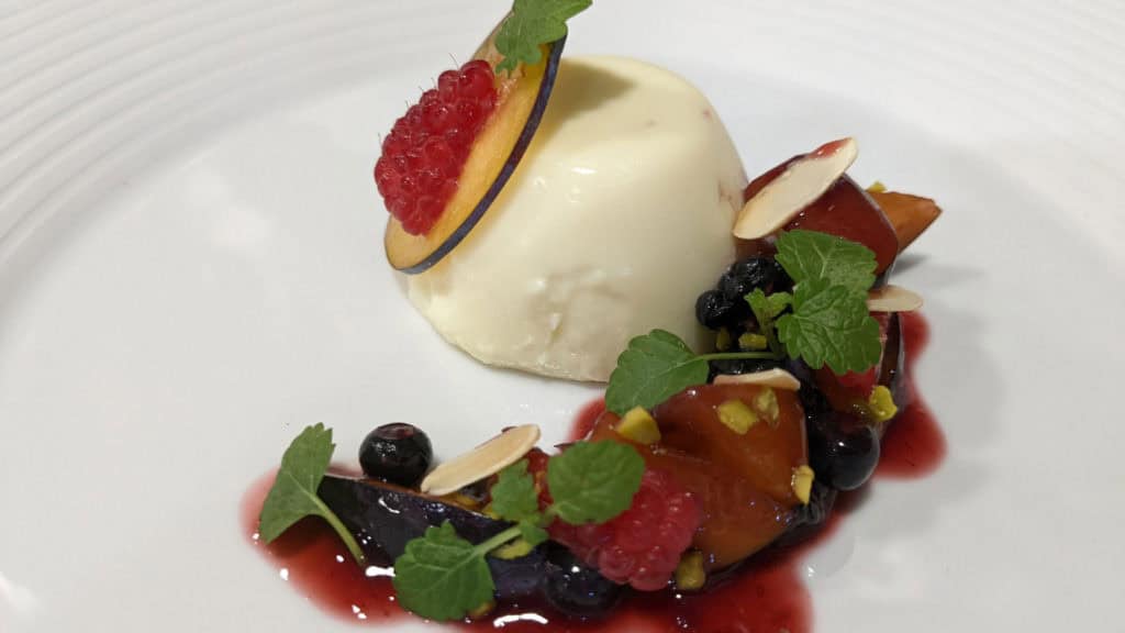 Fernando's rosemary panna cotta 9 tenne gluringen panna cotta anrichten