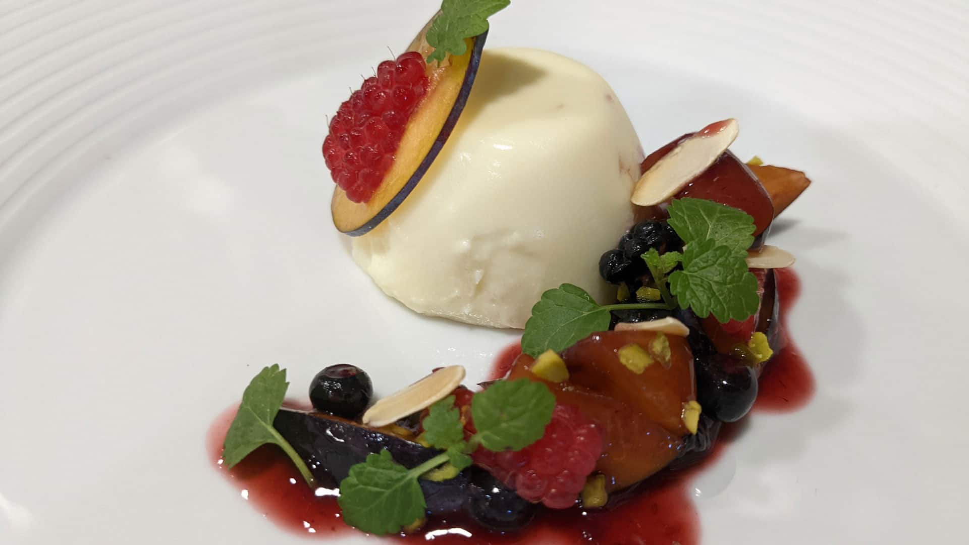 tenne gluringen panna cotta anrichten