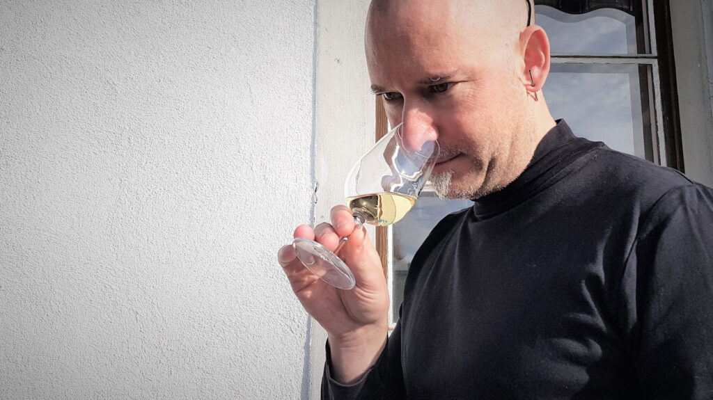 Querbeet - Adrian van Velsen bewertet die Mathier Weine 1 adrian van velsen am verkosten